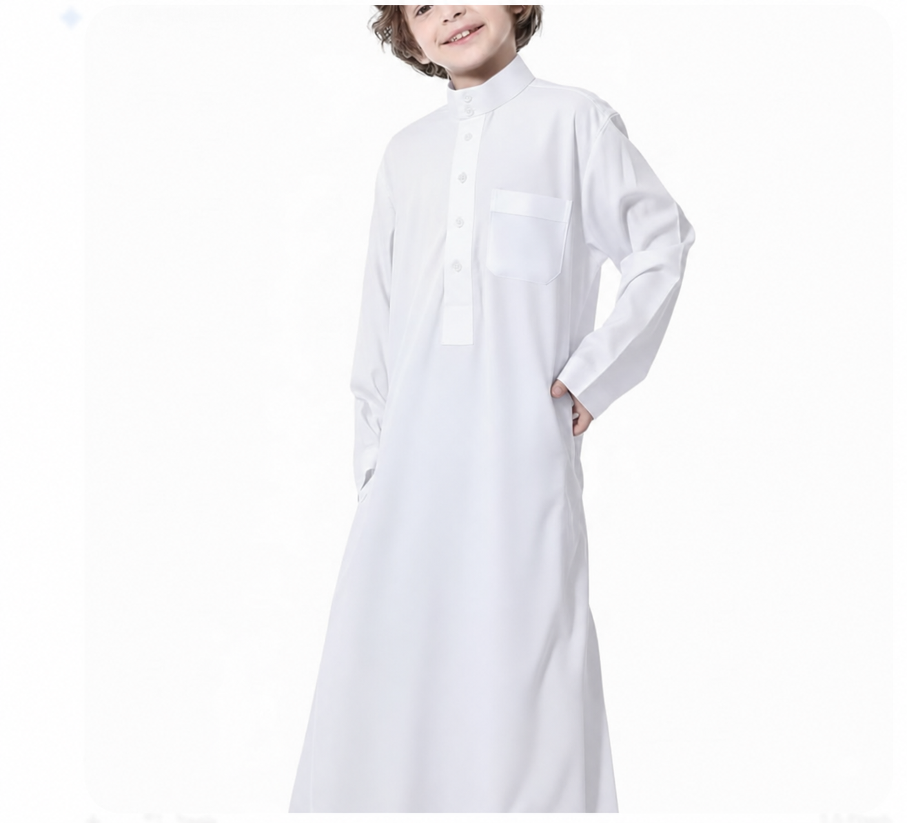 ثوب ولادي القصة السعودية باللون الأبيض